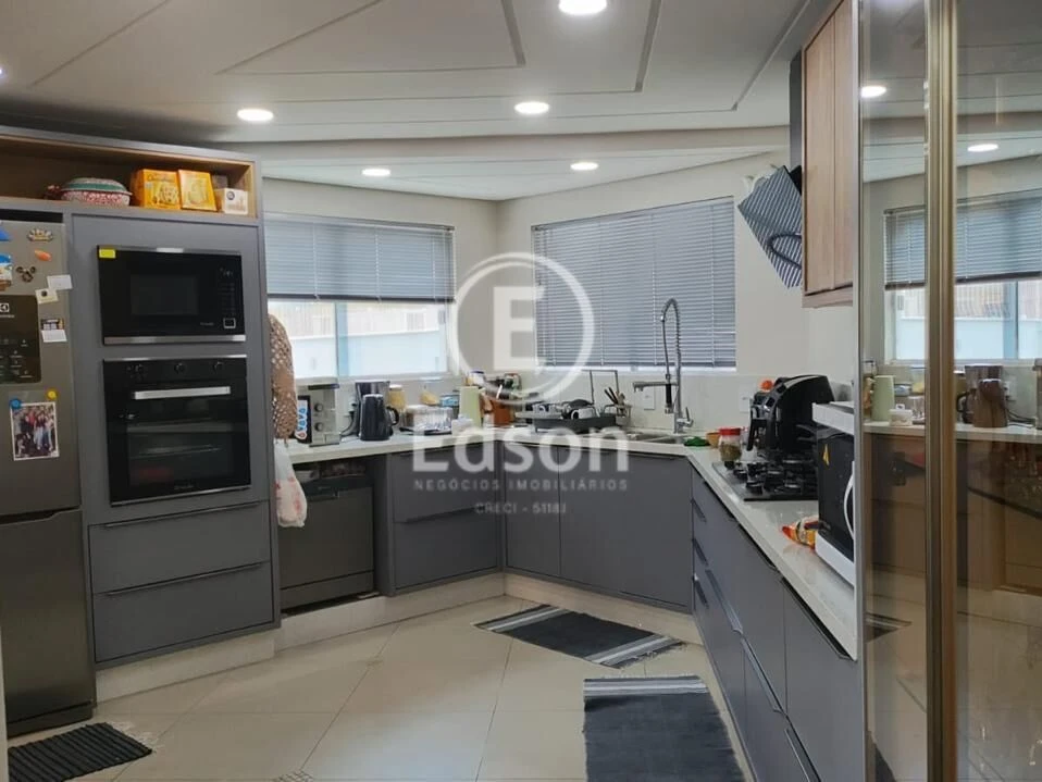 Casa em Pagani, Palhoça. 3 quartos, 248m². Imagem 5 de 14