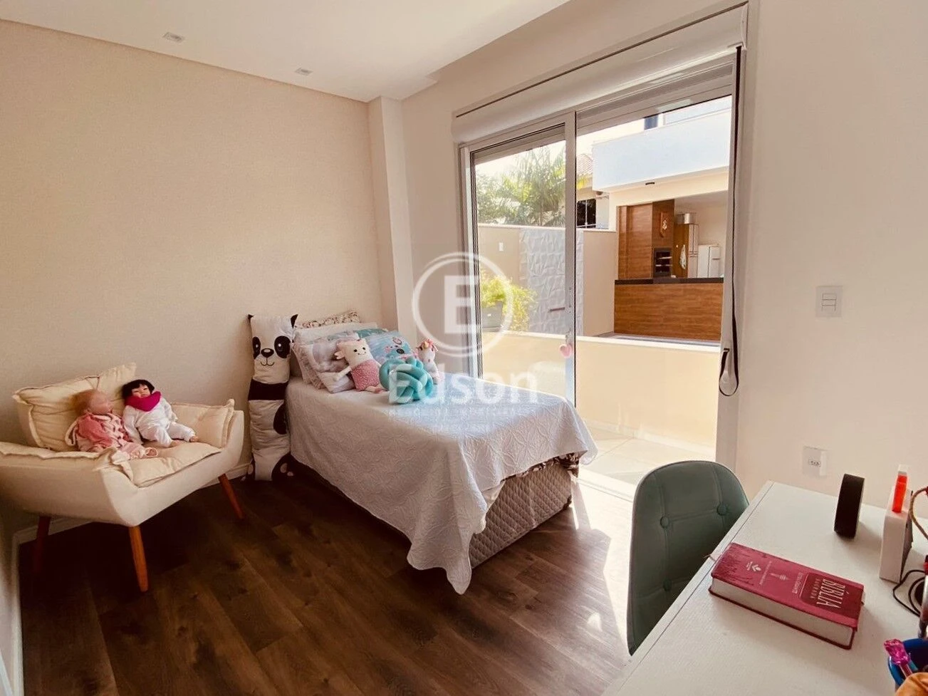 Casa em Pedra Branca, Palhoça. 3 quartos, 187m². Imagem 11 de 14