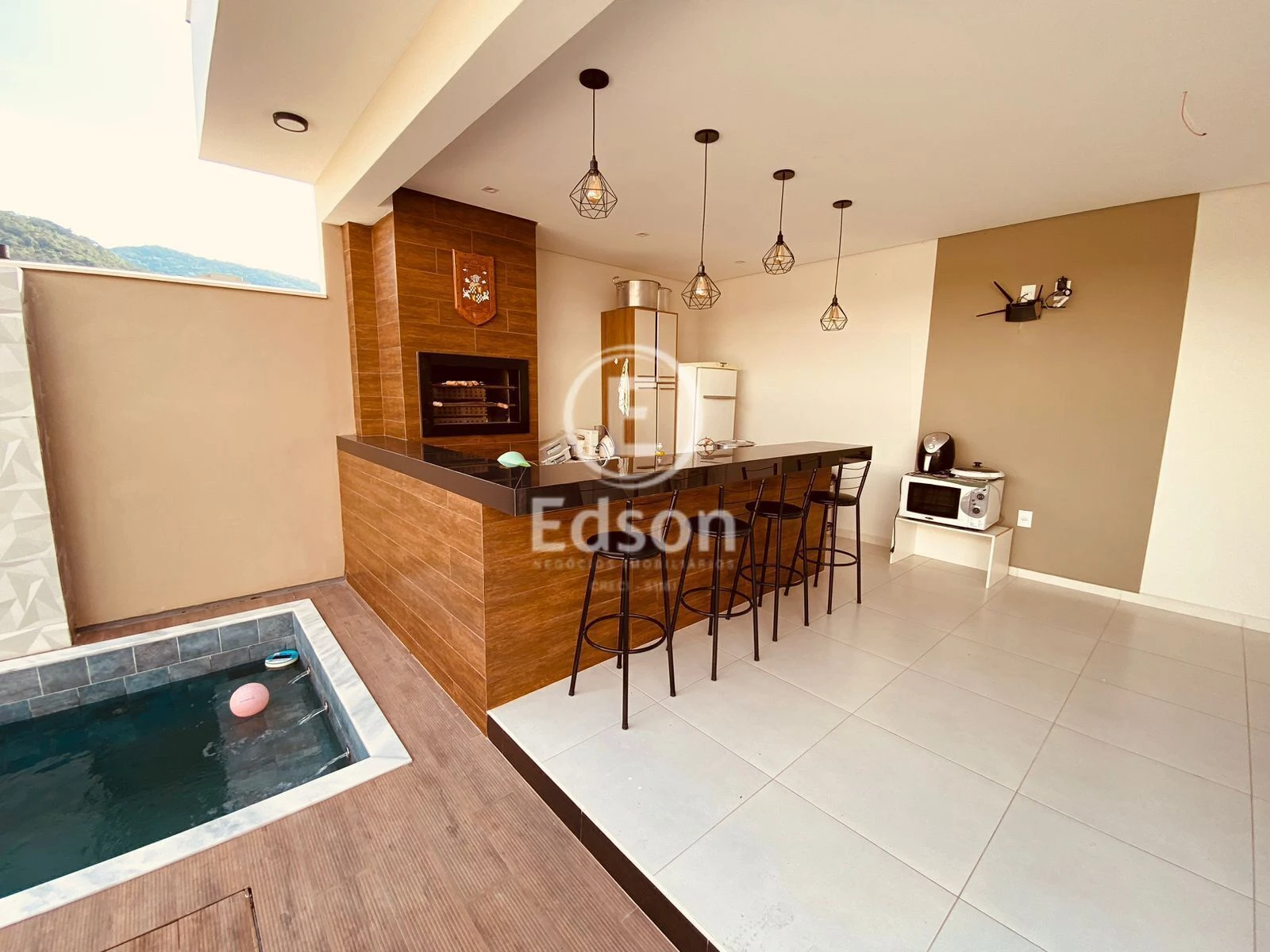 Casa em Pedra Branca, Palhoça. 3 quartos, 187m². Imagem 8 de 14