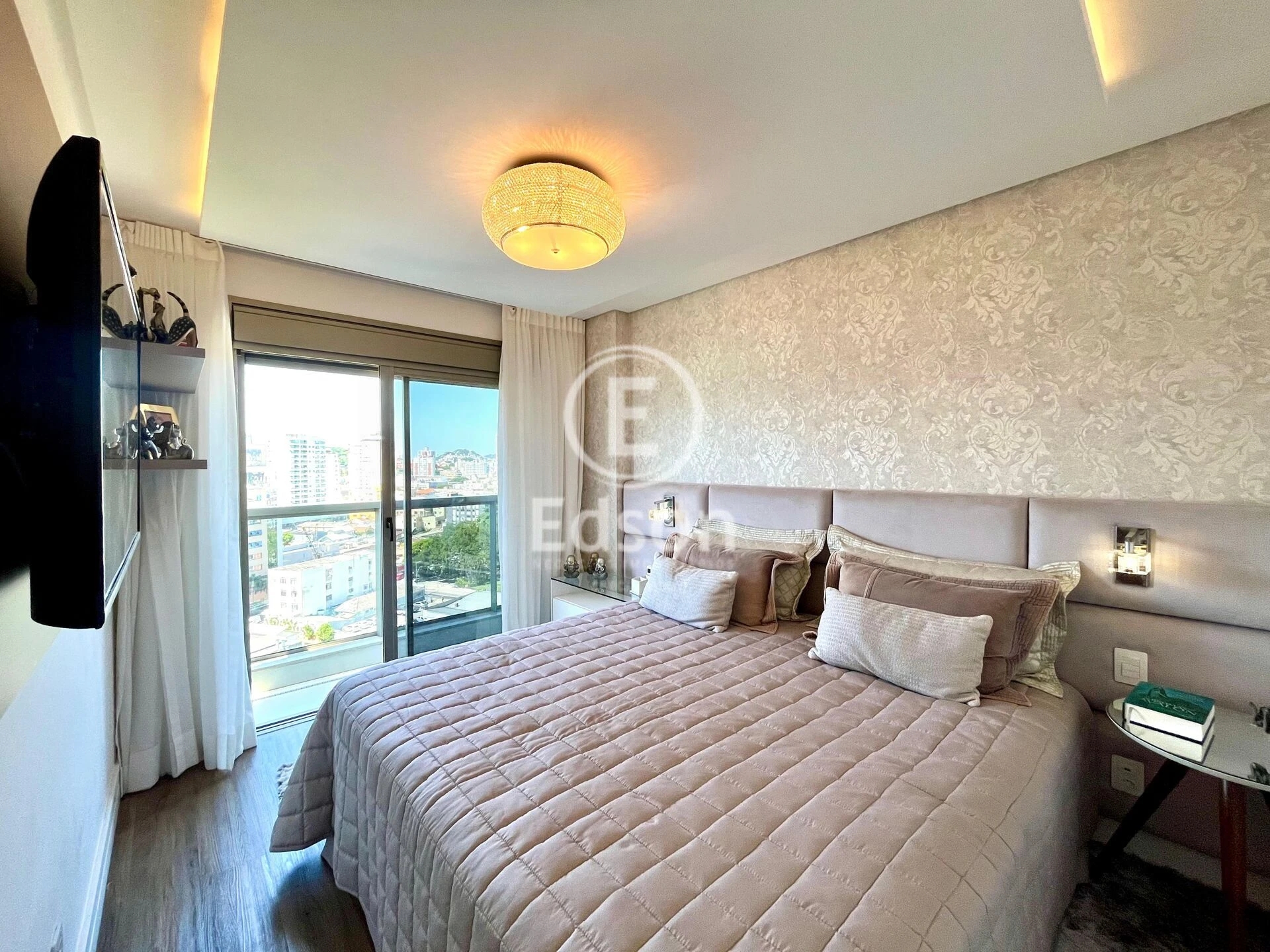 Apartamento em Estreito, Florianópolis. 3 quartos, 131m². Imagem 9 de 15