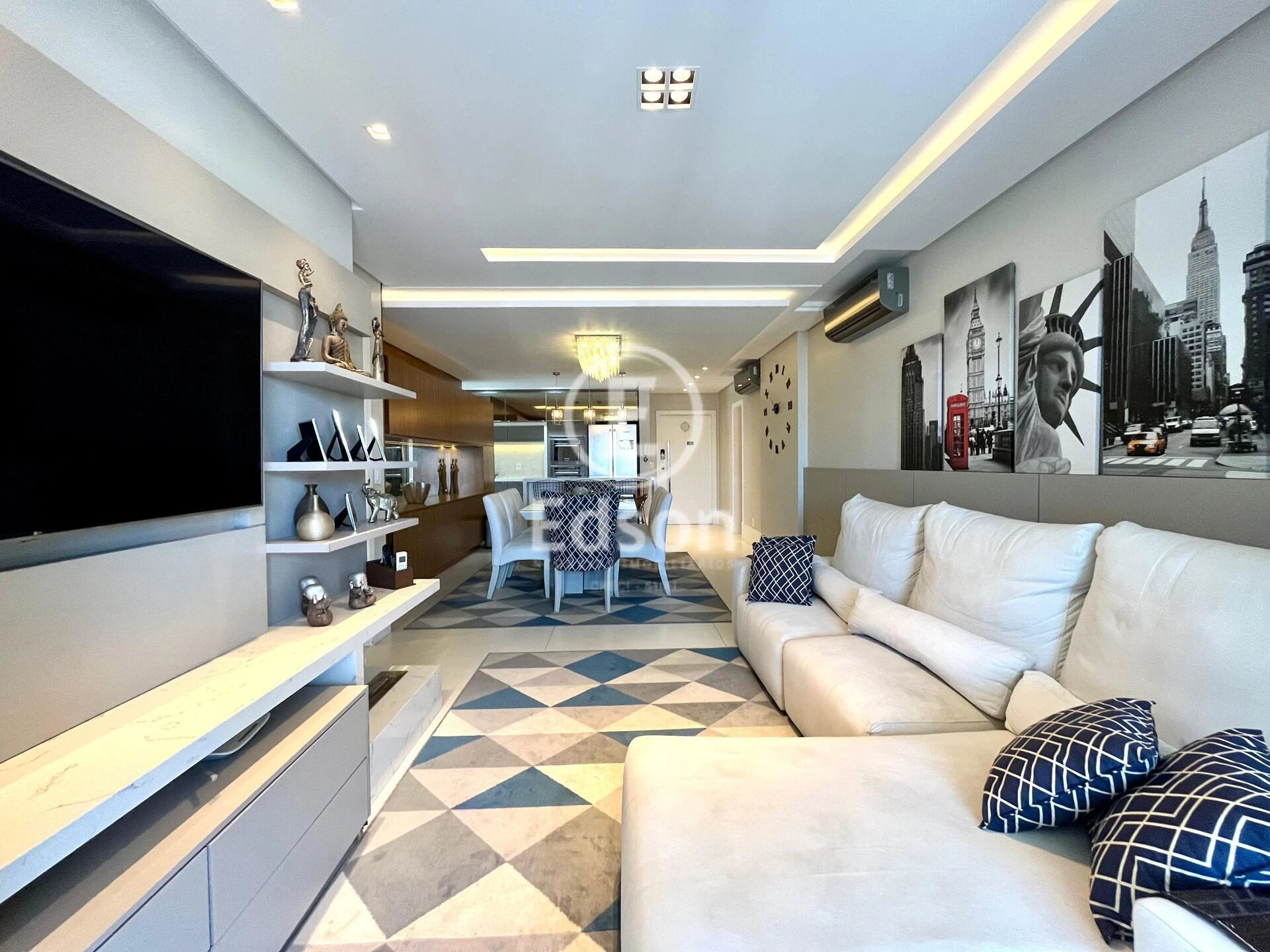 Apartamento em Estreito, Florianópolis. 3 quartos, 131m². Imagem 3 de 15