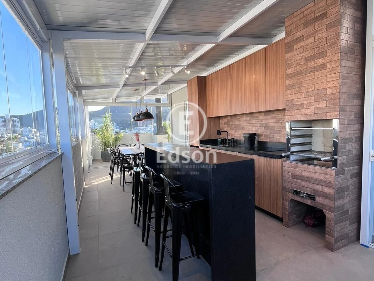 Cobertura em Pedra Branca, Palhoça. 2 quartos, 189m². Imagem 3 de 15