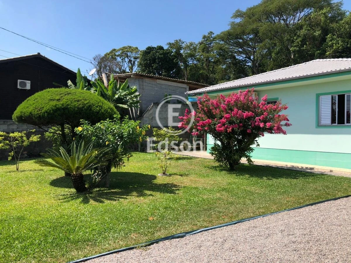 Casa em Praia de Fora, Palhoça. 3 quartos, 87m². Imagem 1 de 21