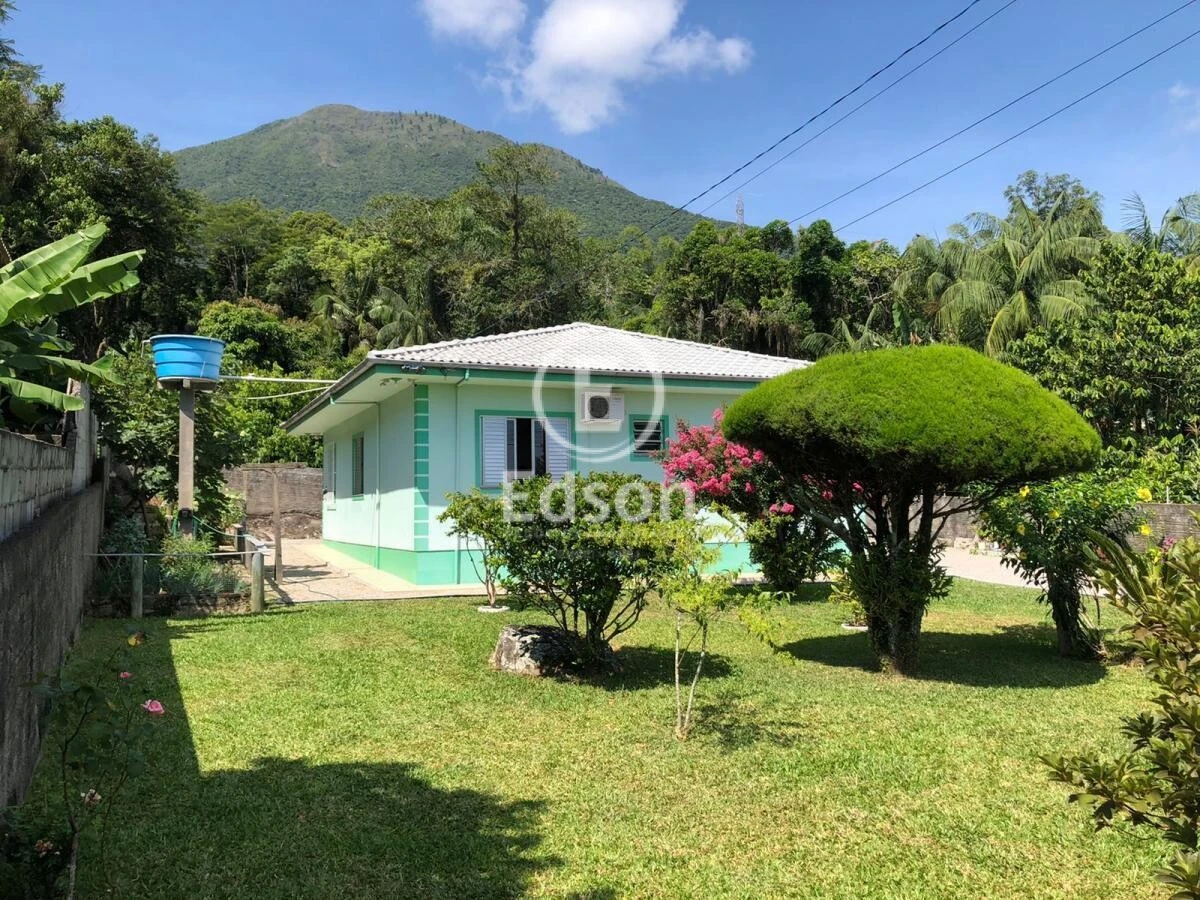 Casa em Praia de Fora, Palhoça. 3 quartos, 87m². Imagem 2 de 21