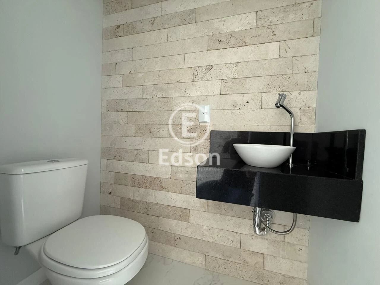 Sobrado Geminado em Forquilhas, São José. 3 quartos, 97m². Imagem 11 de 13