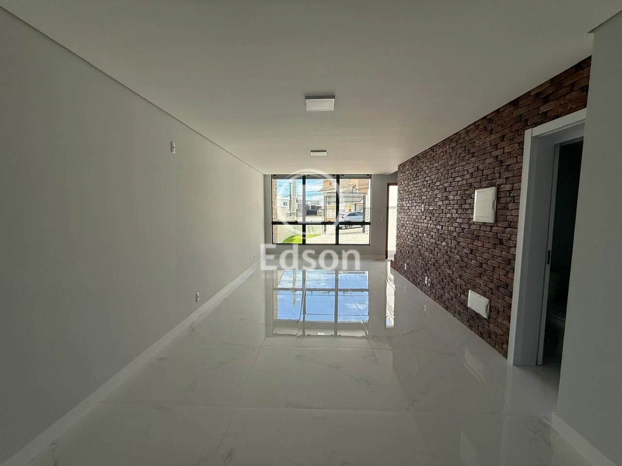 Sobrado Geminado em Forquilhas, São José. 3 quartos, 97m². Imagem 2 de 13