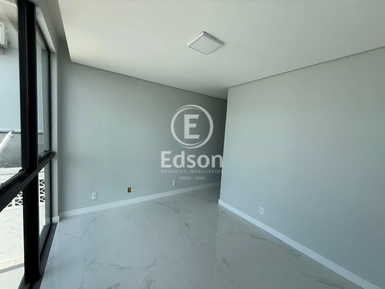 Sobrado Geminado em Forquilhas, São José. 3 quartos, 97m². Imagem 3 de 13