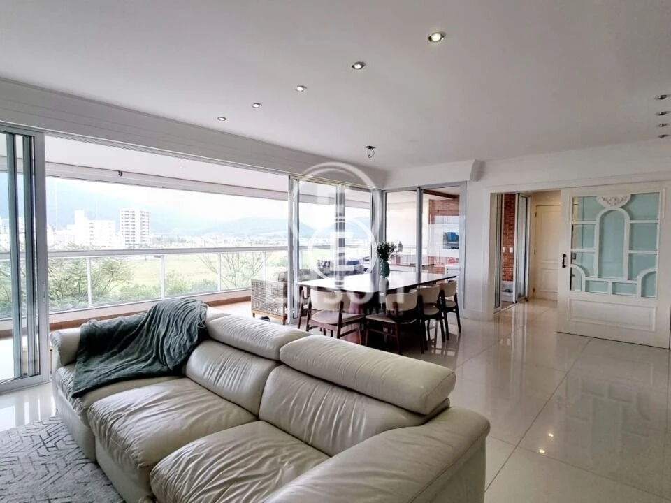 Apartamento em Pedra Branca, Palhoça. 4 quartos, 220m². Imagem 2 de 7