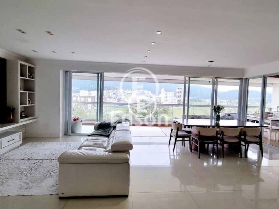 Apartamento em Pedra Branca, Palhoça. 4 quartos, 220m². Imagem 1 de 7