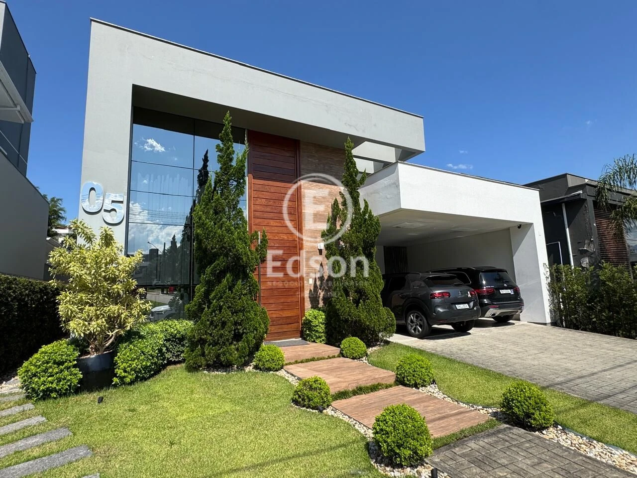 Casa em Pedra Branca, Palhoça. 3 quartos, 185m². Imagem 1 de 15