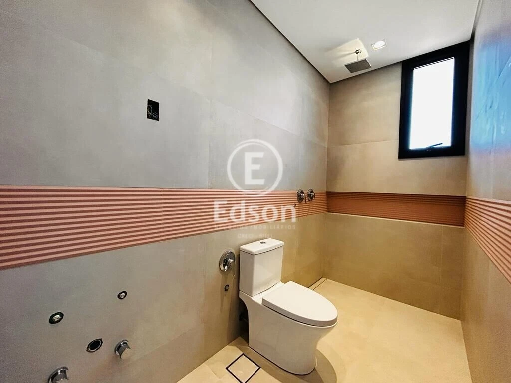 Casa em Pedra Branca, Palhoça. 4 quartos, 547m². Imagem 9 de 12