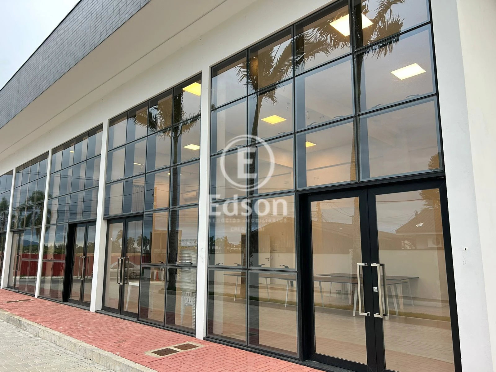 Loja Térrea em Pedra Branca, Palhoça. 0 quartos, 130m². Imagem 1 de 4