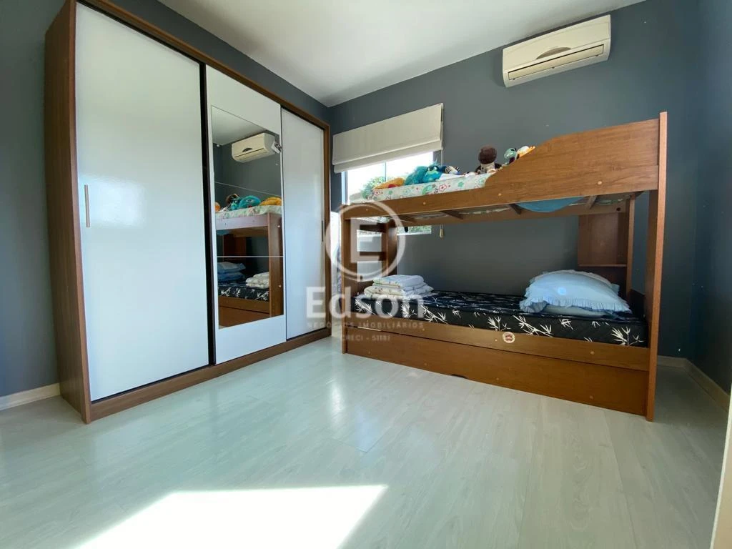 Casa em Pedra Branca, Palhoça. 3 quartos, 226m². Imagem 9 de 14