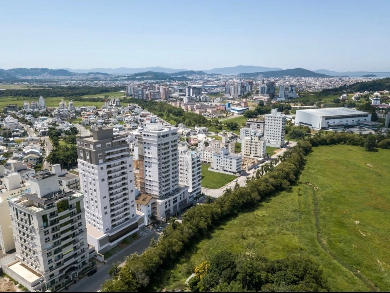 Apartamento em Pedra Branca, Palhoça. 3 quartos, 88m². Imagem 2 de 8