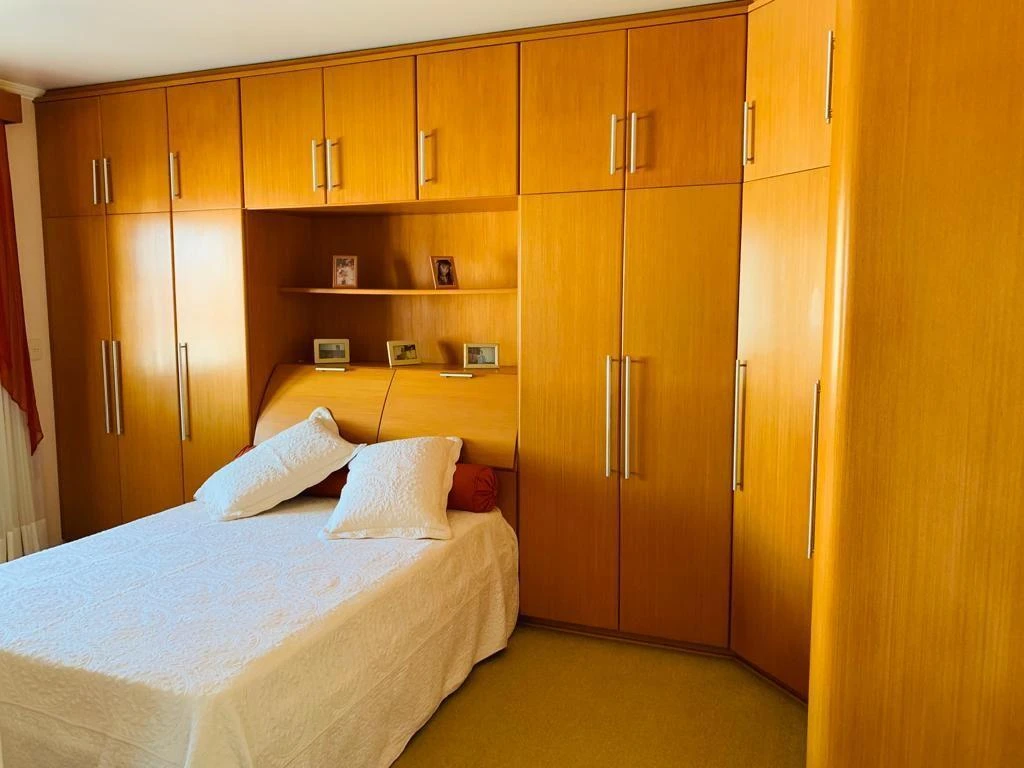 Casa em Aririu, Palhoça. 4 quartos, 189m². Imagem 9 de 12