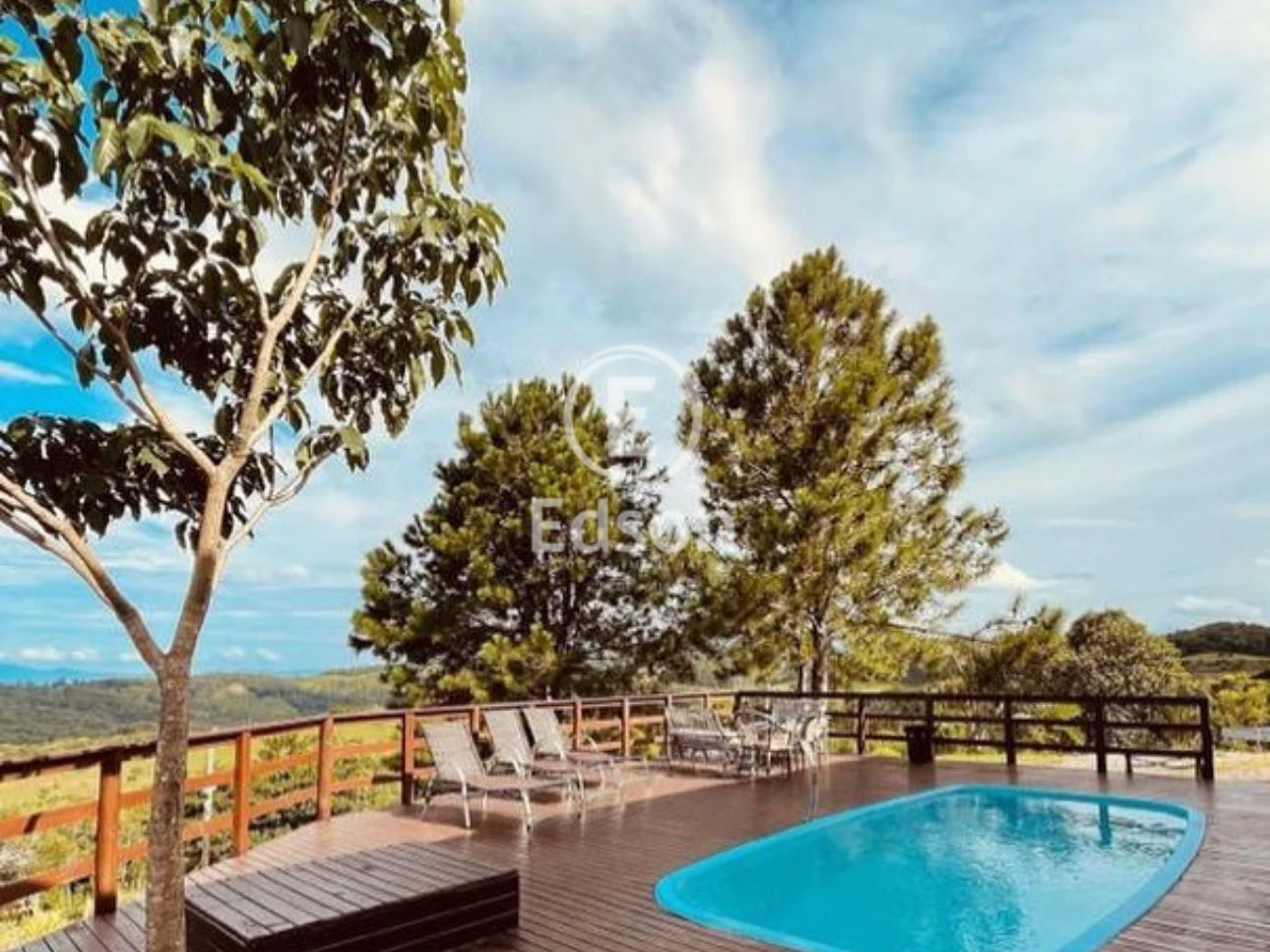 Sítio em Sul do Rio, Santo Amaro da Imperatriz. 4 quartos, 360m². Imagem 2 de 9