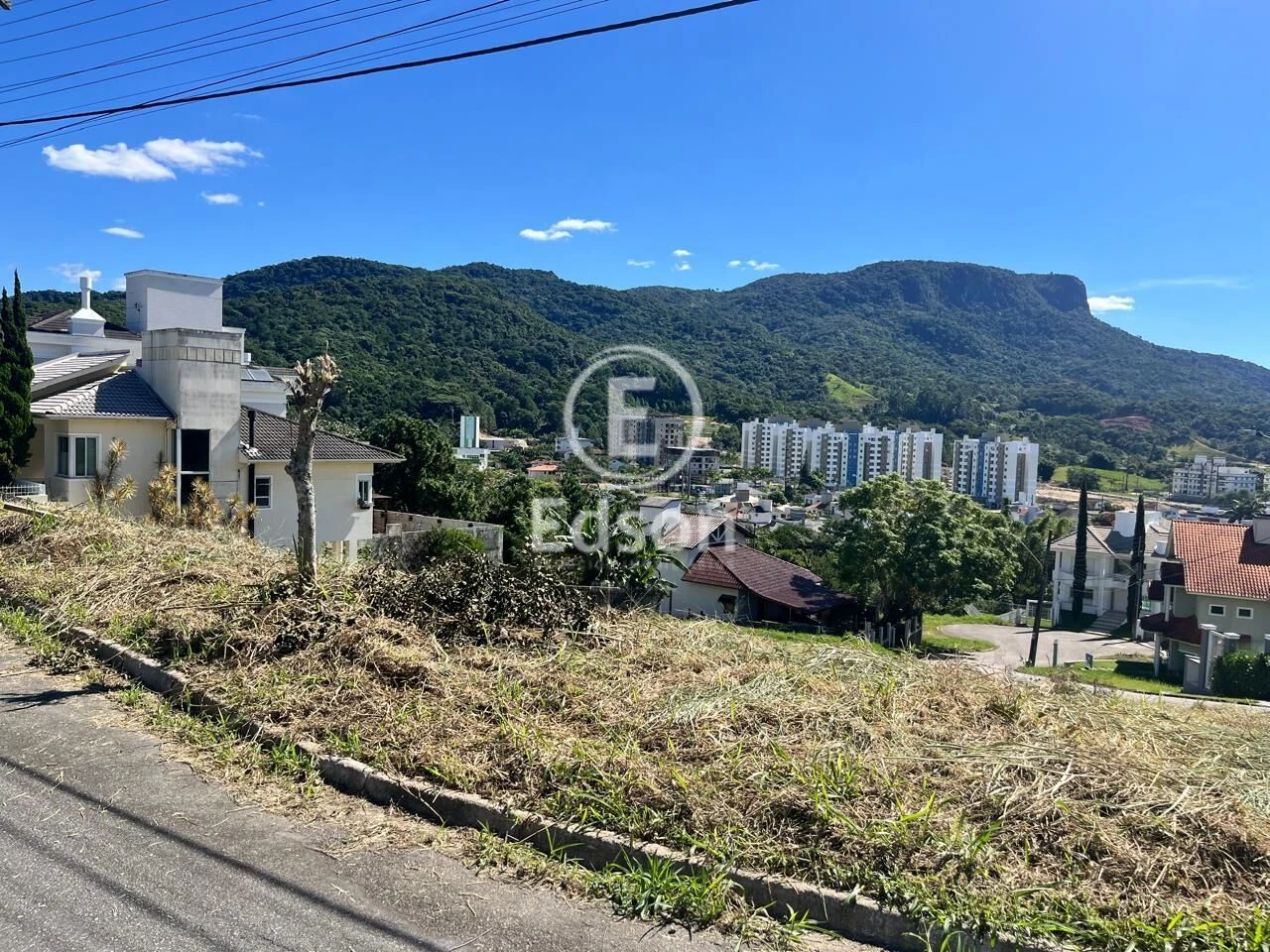 Terreno em Pedra Branca, Palhoça. 0 quartos, 961m². Imagem 2 de 6