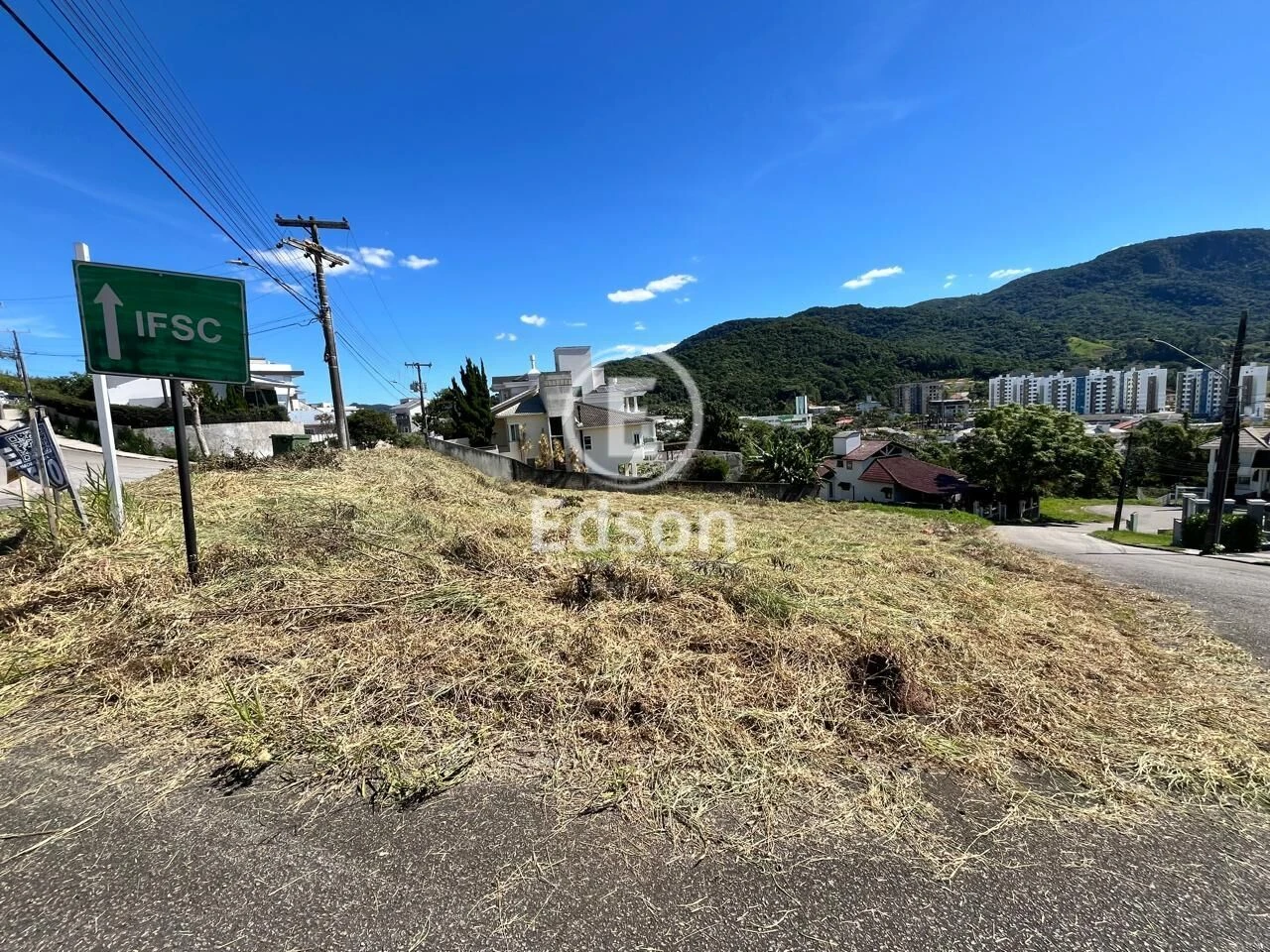 Terreno em Pedra Branca, Palhoça. 0 quartos, 961m². Imagem 4 de 6