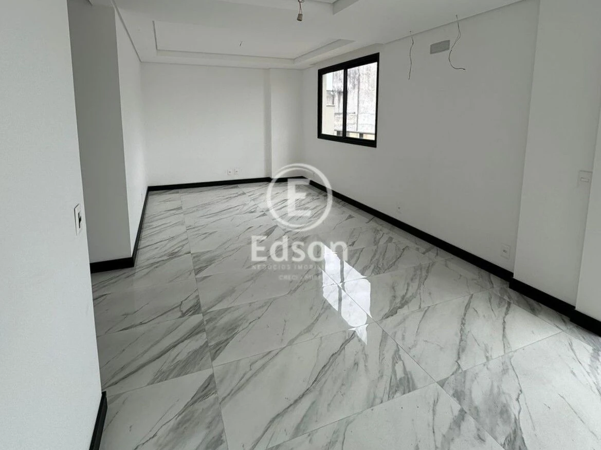 Apartamento em Pedra Branca, Palhoça. 3 quartos, 195m². Imagem 3 de 15