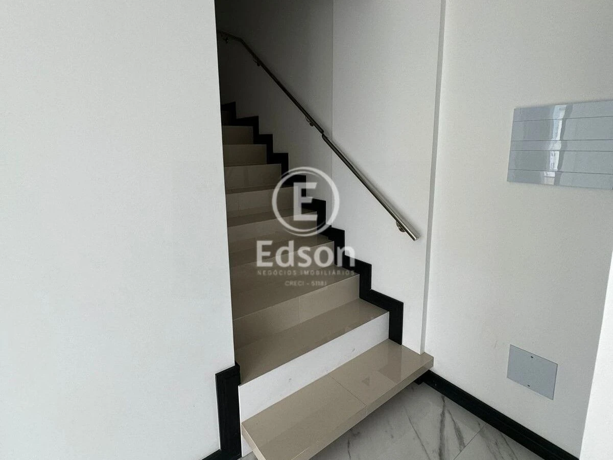 Apartamento em Pedra Branca, Palhoça. 3 quartos, 195m². Imagem 14 de 15