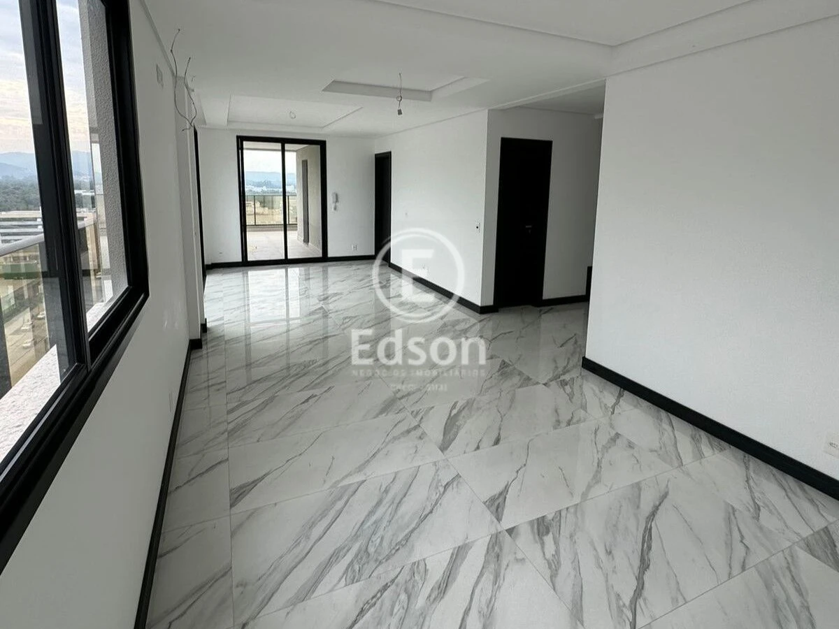 Apartamento em Pedra Branca, Palhoça. 3 quartos, 195m². Imagem 2 de 15