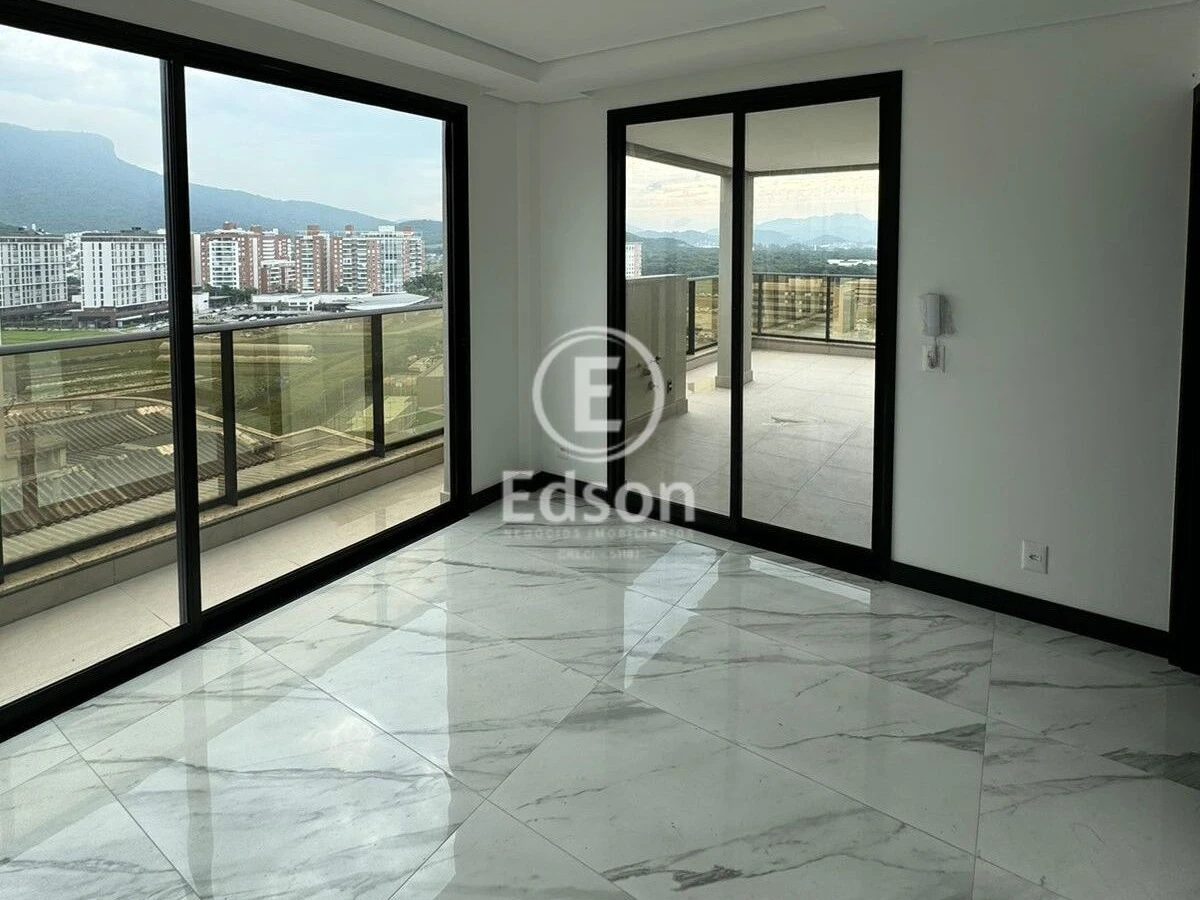 Apartamento em Pedra Branca, Palhoça. 3 quartos, 195m². Imagem 4 de 15