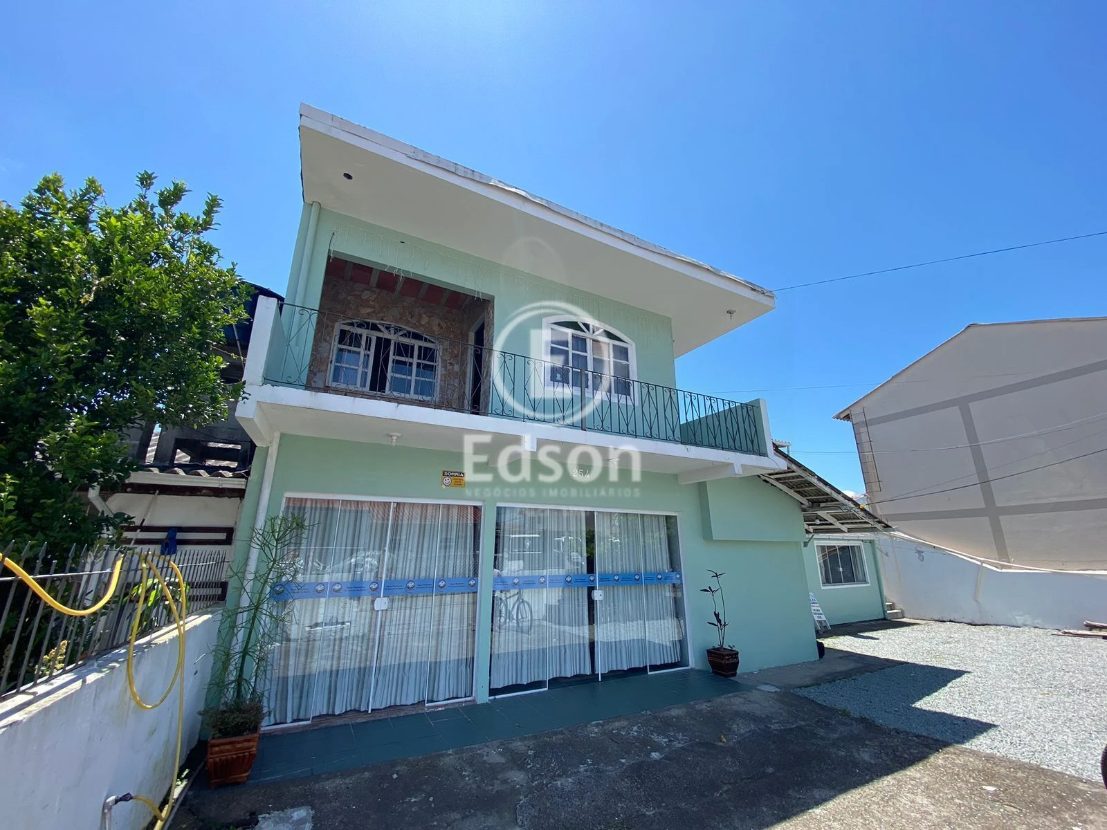 Casa em Ponte do Imaruim, Palhoça. 4 quartos, 180m². Imagem 1 de 10