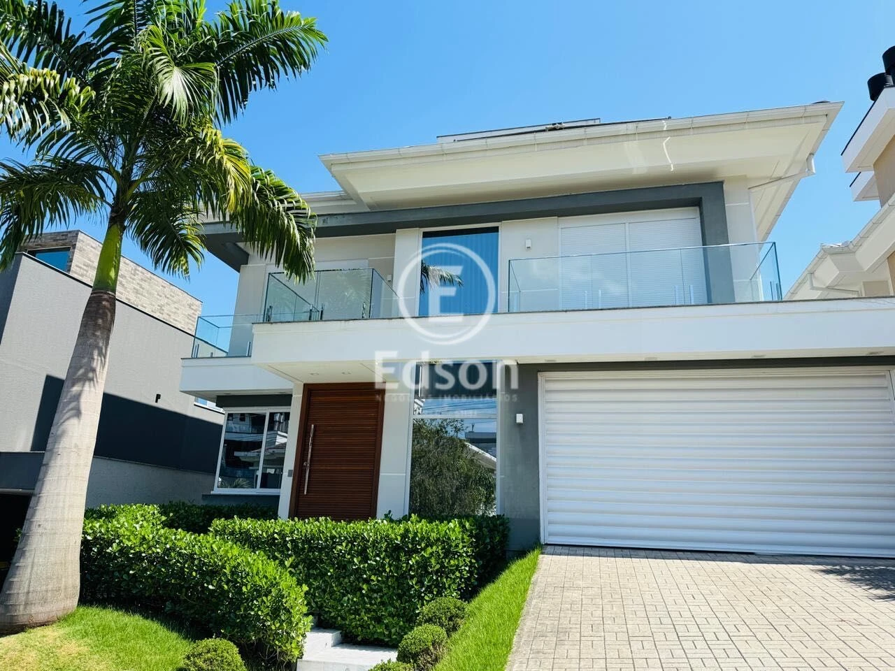 Casa em Pedra Branca, Palhoça. 3 quartos, 350m². Imagem 1 de 15