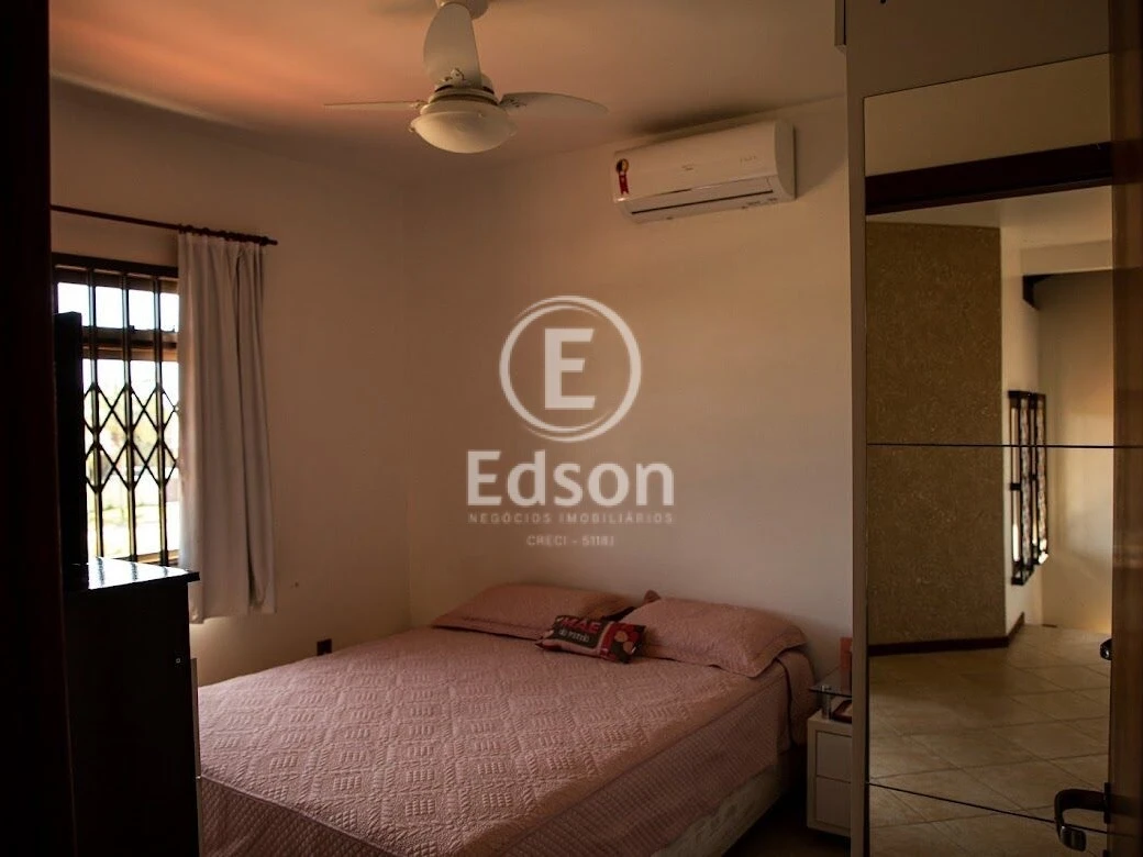 Casa em Pinheira, Palhoça. 3 quartos, 182m². Imagem 9 de 14