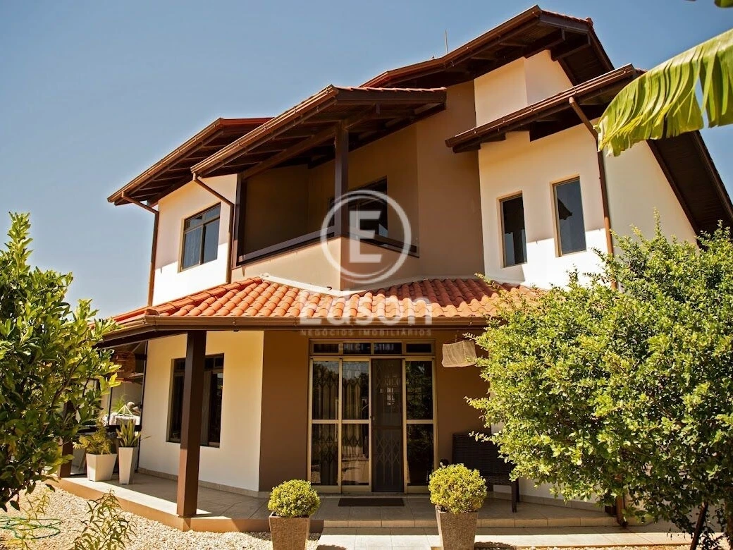 Casa em Pinheira, Palhoça. 3 quartos, 182m². Imagem 1 de 14