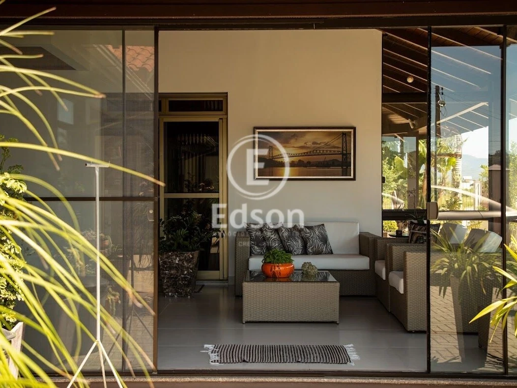 Casa em Pinheira, Palhoça. 3 quartos, 182m². Imagem 4 de 14