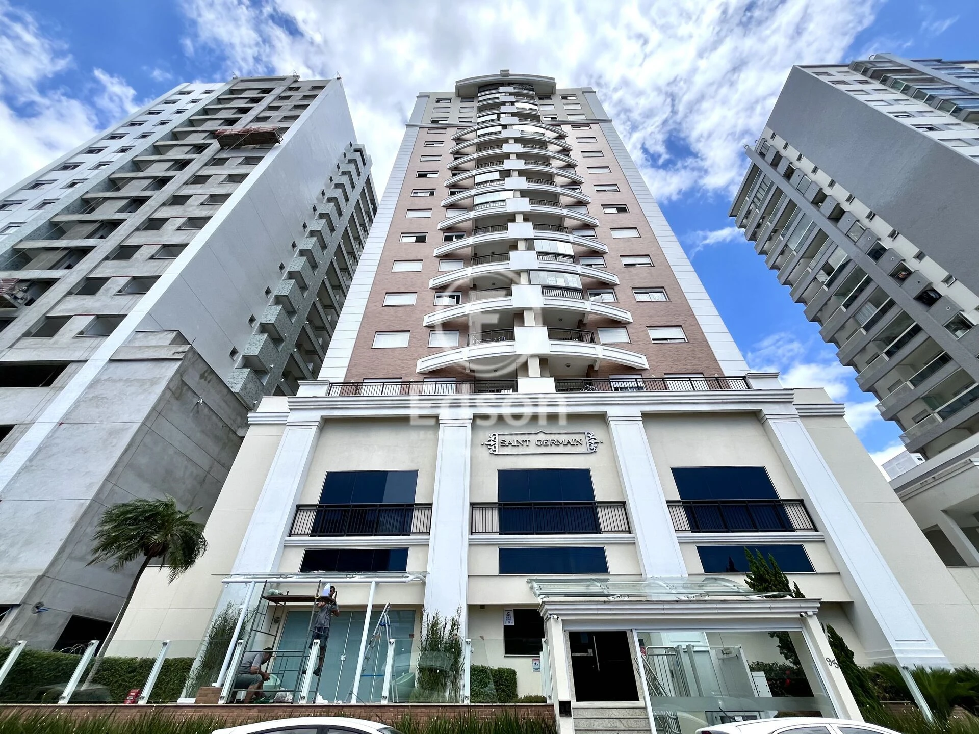 Apartamento em Kobrasol, São José. 2 quartos, 74m². Imagem 1 de 15