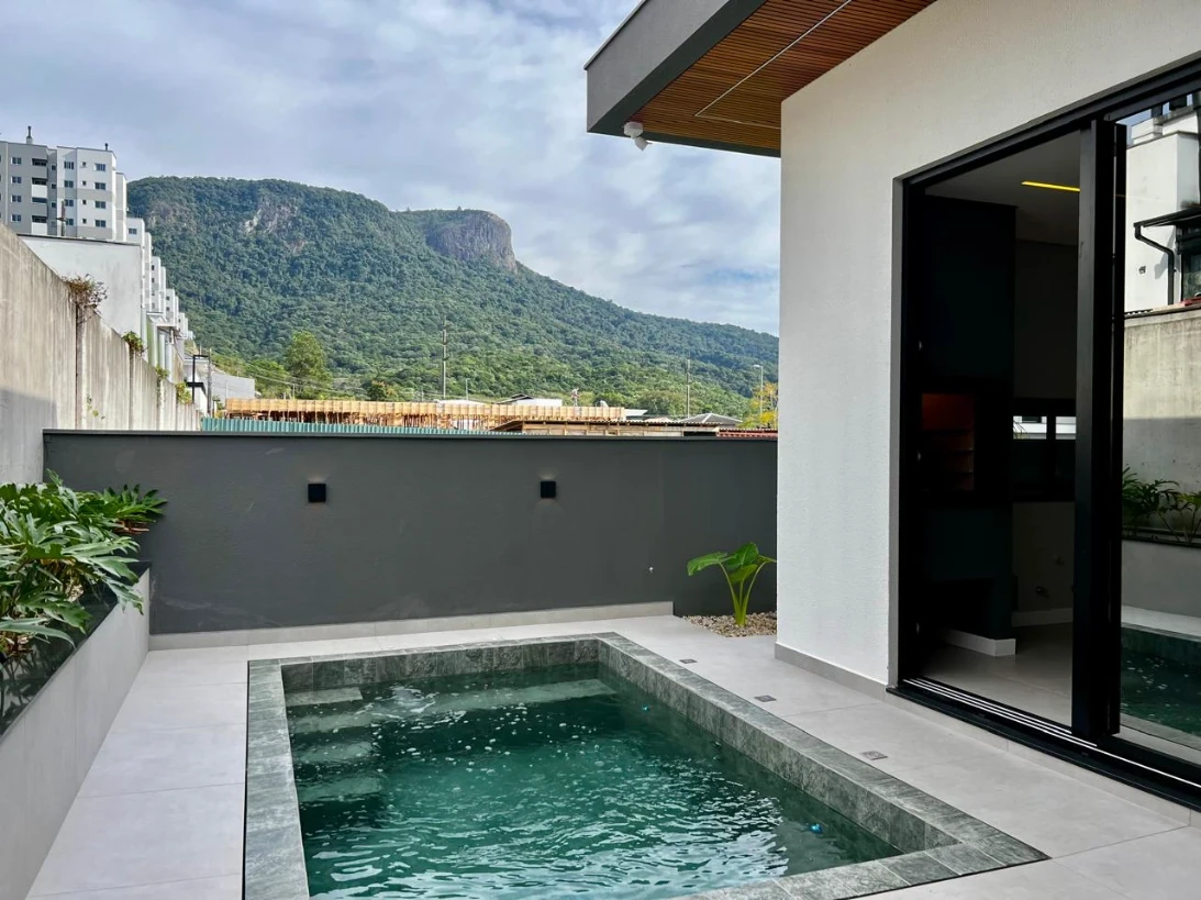 Casa em Pedra Branca, Palhoça. 3 quartos, 192m². Imagem 4 de 13