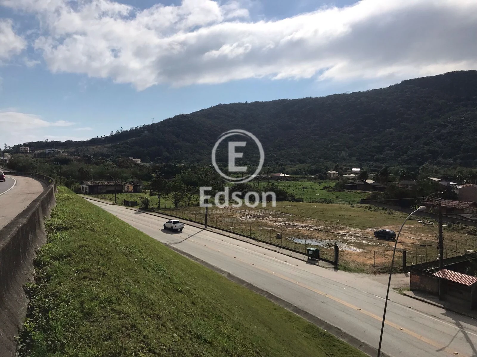 Terreno em Enseada do Brito (Ens Brito), Palhoça. 0 quartos, 3506m². Imagem 2 de 6