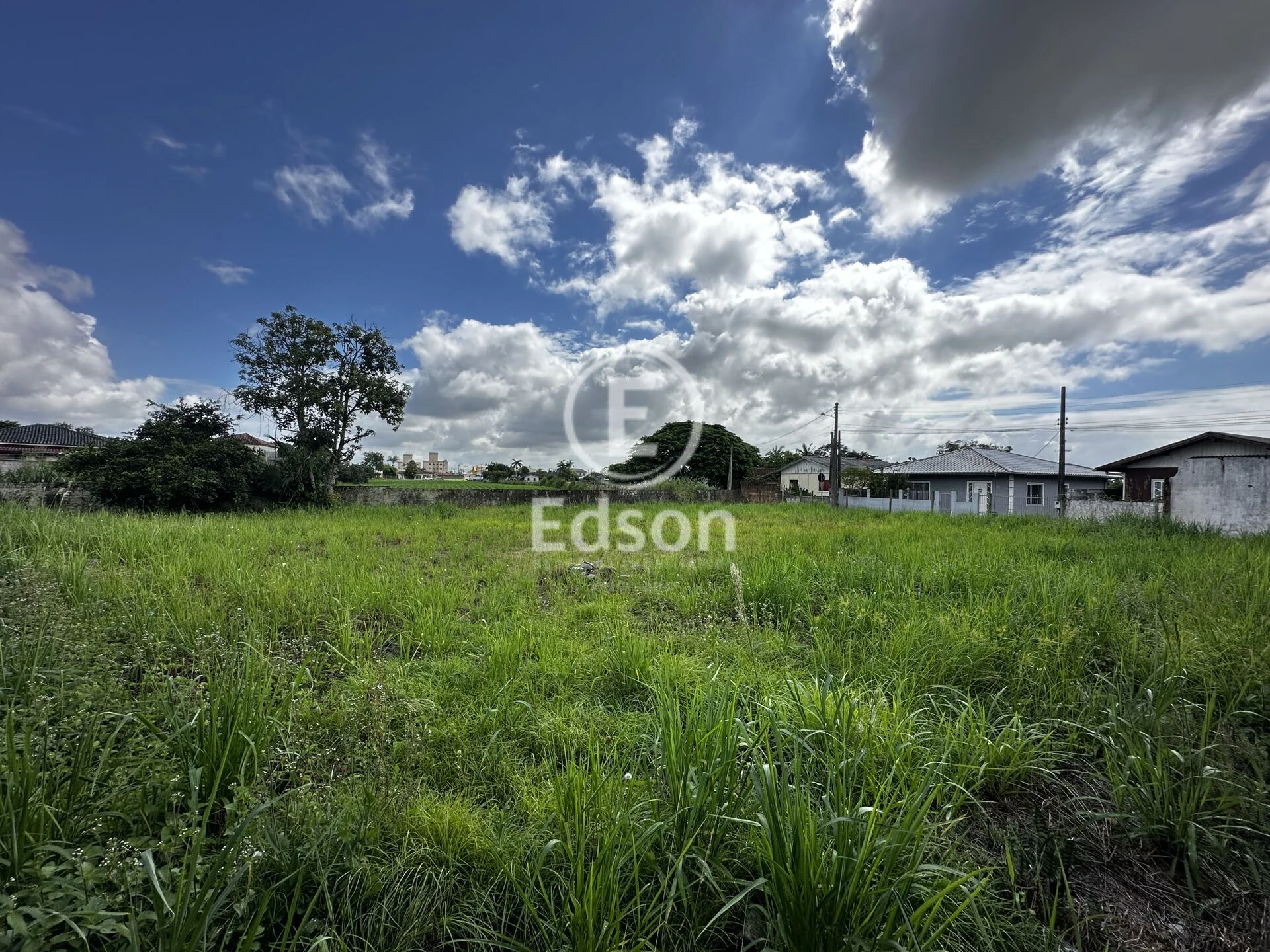 Terreno em Guarda do Cubatão, Palhoça. 0 quartos, 677m². Imagem 2 de 5