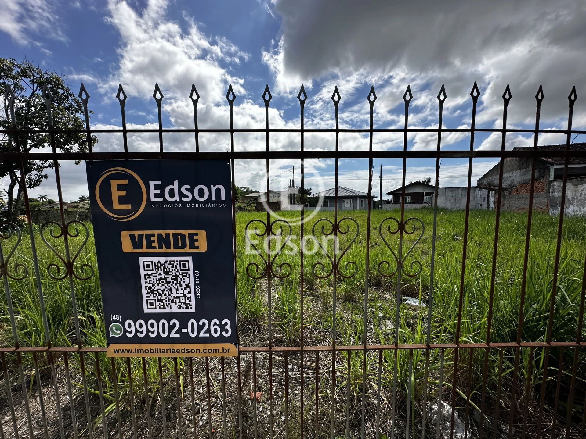 Terreno em Guarda do Cubatão, Palhoça. 0 quartos, 677m². Imagem 1 de 5