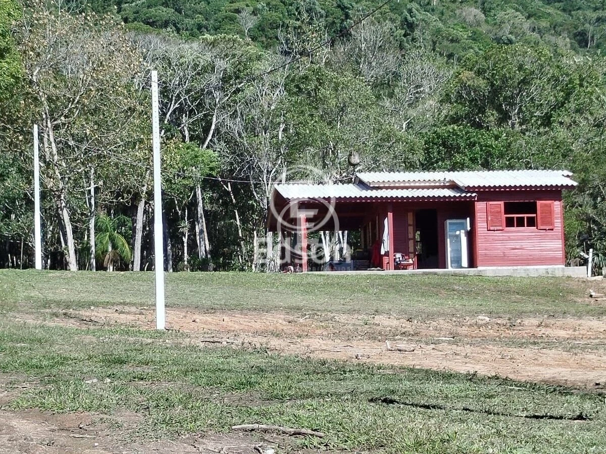 Sítio em Santo Amaro da Imperatriz, Santo Amaro da Imperatriz. 2 quartos, 60000m². Imagem 1 de 8