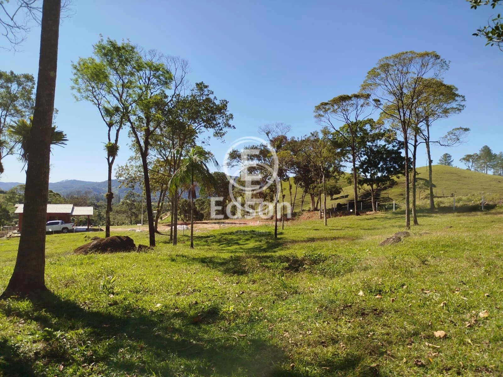 Sítio em Santo Amaro da Imperatriz, Santo Amaro da Imperatriz. 2 quartos, 60000m². Imagem 6 de 8