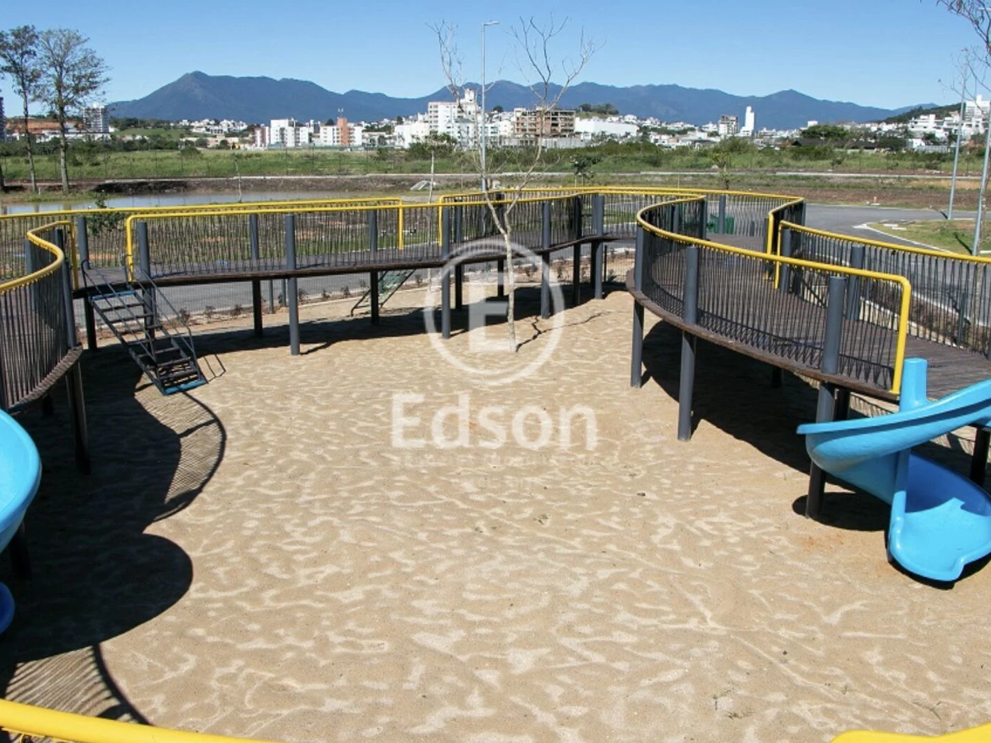 Terreno em Pedra Branca, Palhoça. 0 quartos, 320m². Imagem 6 de 11