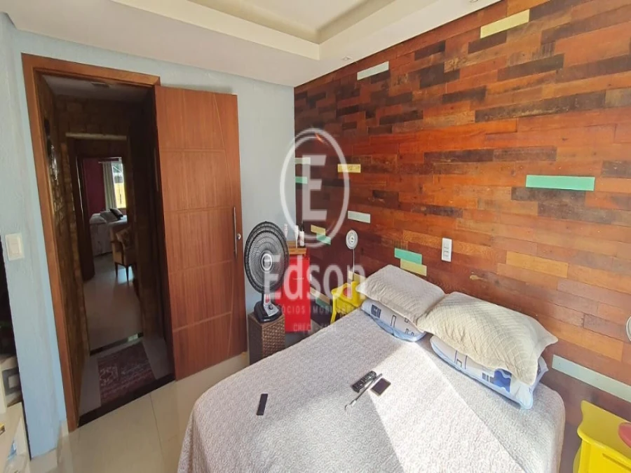 Casa em Forquilhinha, São José. 3 quartos, 190m². Imagem 2 de 24