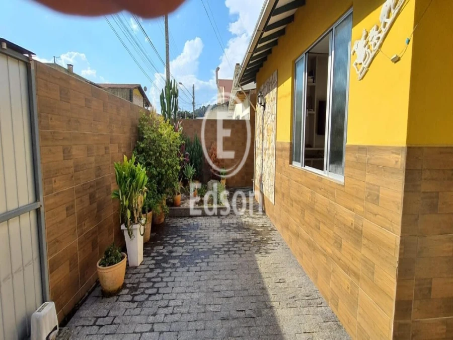 Casa em Forquilhinha, São José. 3 quartos, 190m². Imagem 23 de 24