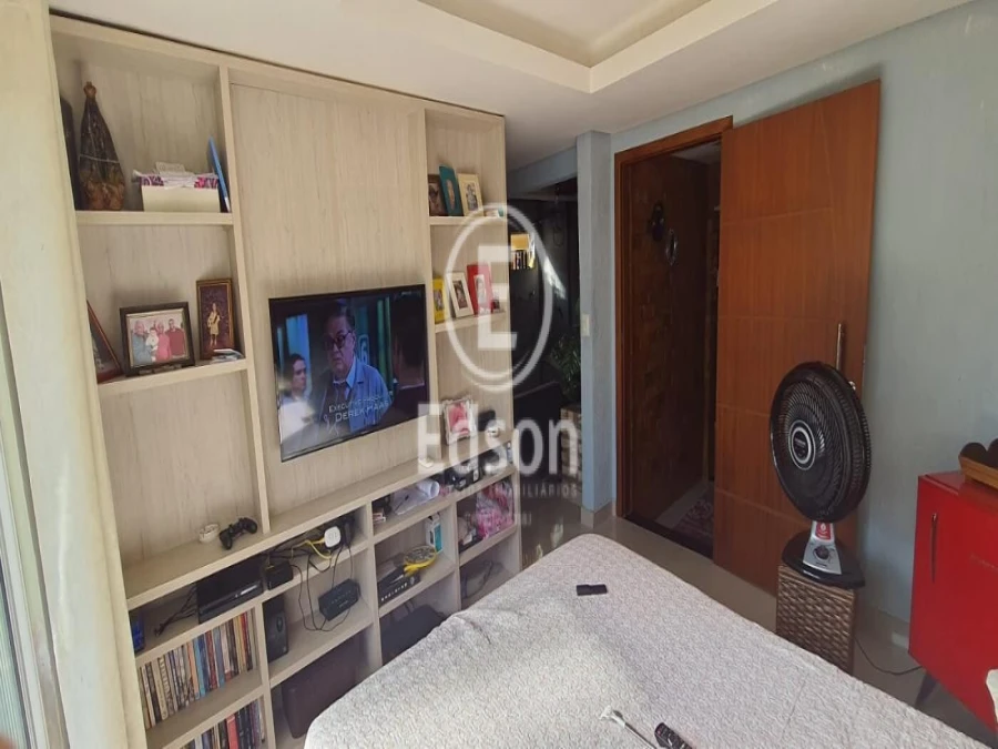 Casa em Forquilhinha, São José. 3 quartos, 190m². Imagem 3 de 24