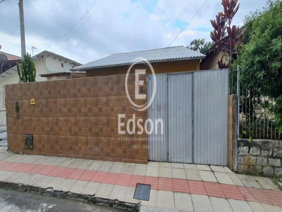 Casa em Forquilhinha, São José. 3 quartos, 190m². Imagem 6 de 24