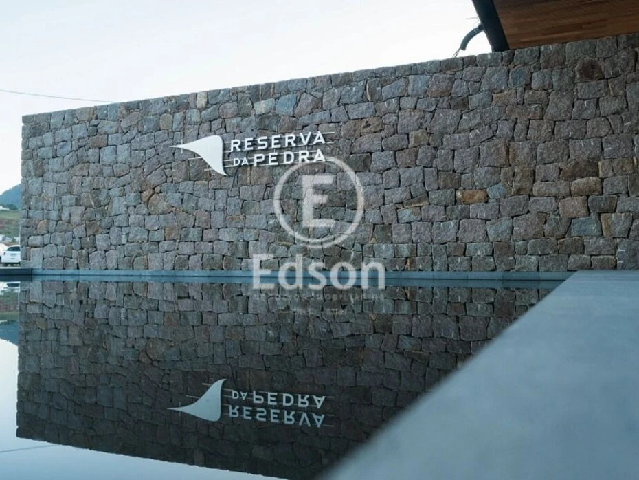 Terreno em Pedra Branca, Palhoça. 0 quartos, 300m². Imagem 2 de 10