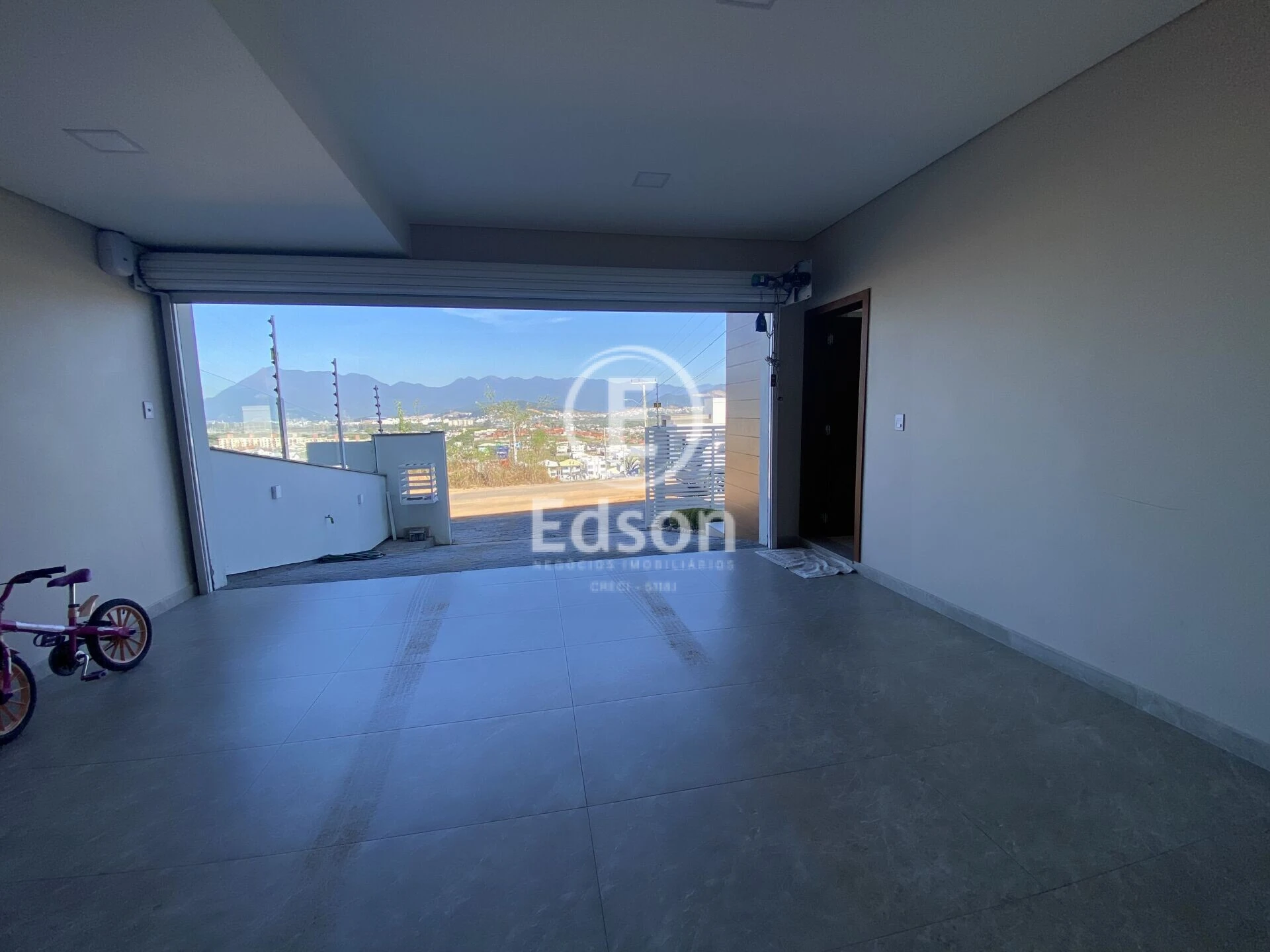 Casa em São Sebastião, Palhoça. 3 quartos, 262m². Imagem 8 de 17