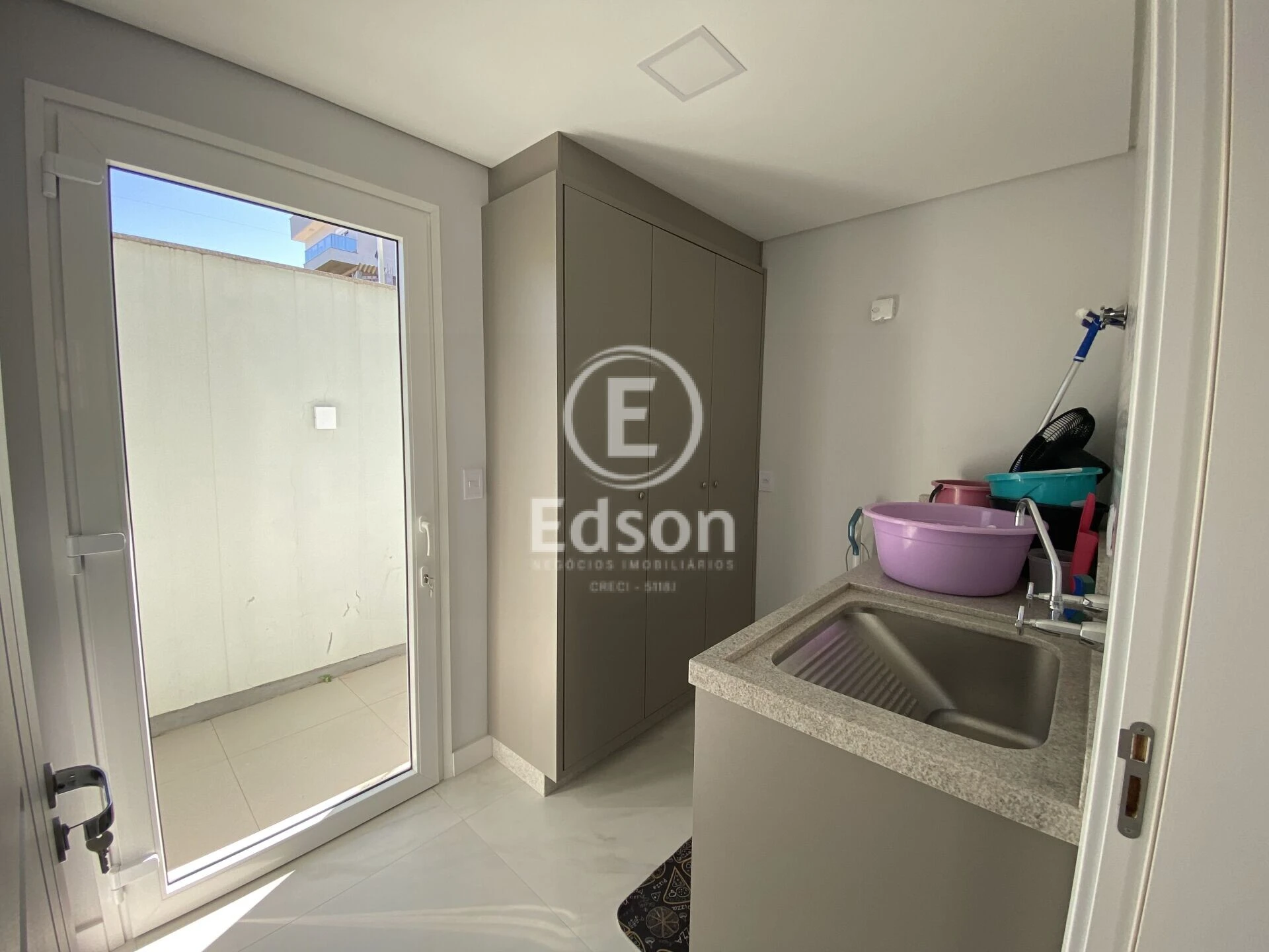 Casa em São Sebastião, Palhoça. 3 quartos, 262m². Imagem 6 de 17