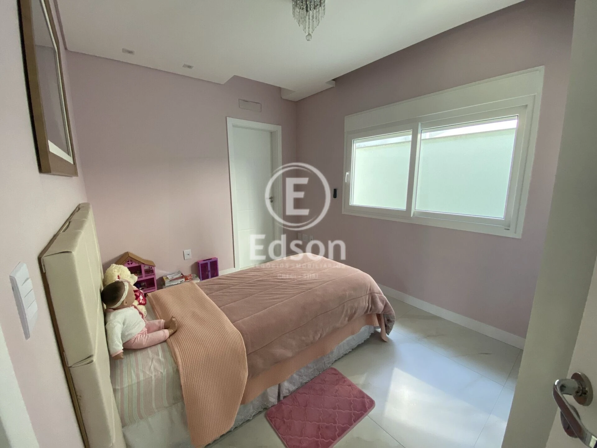 Casa em São Sebastião, Palhoça. 3 quartos, 262m². Imagem 9 de 17