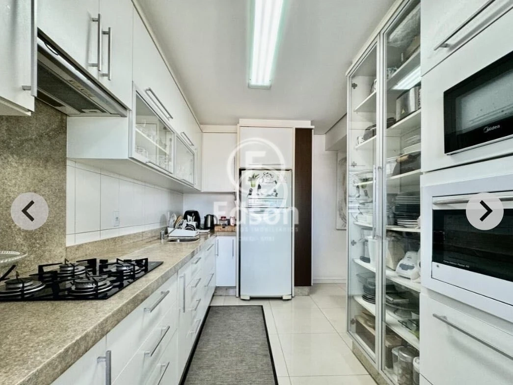 Apartamento em Ponte do Imaruim, Palhoça. 3 quartos, 106m². Imagem 3 de 11