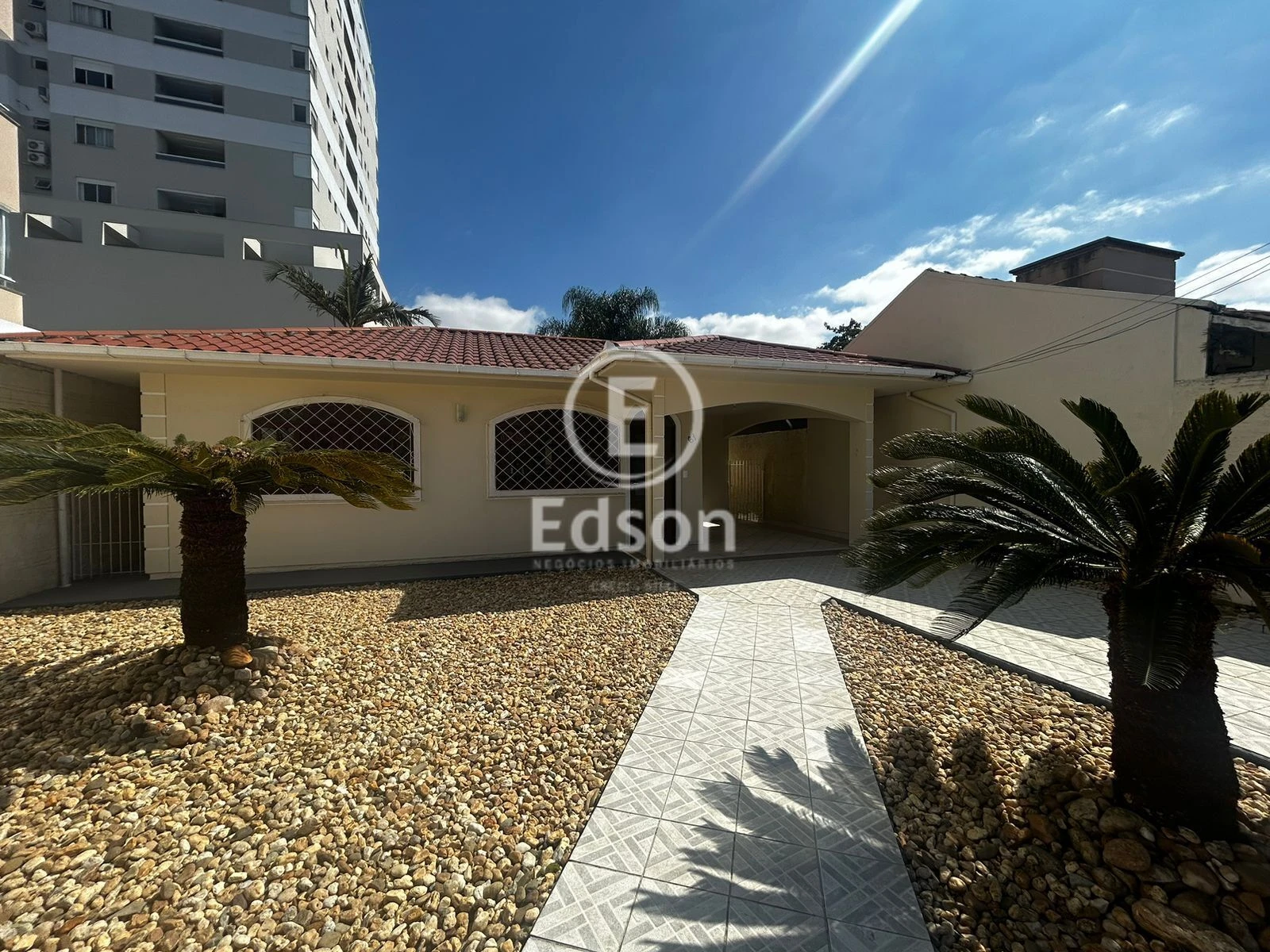 Casa em Centro, Palhoça. 2 quartos, 156m². Imagem 1 de 14