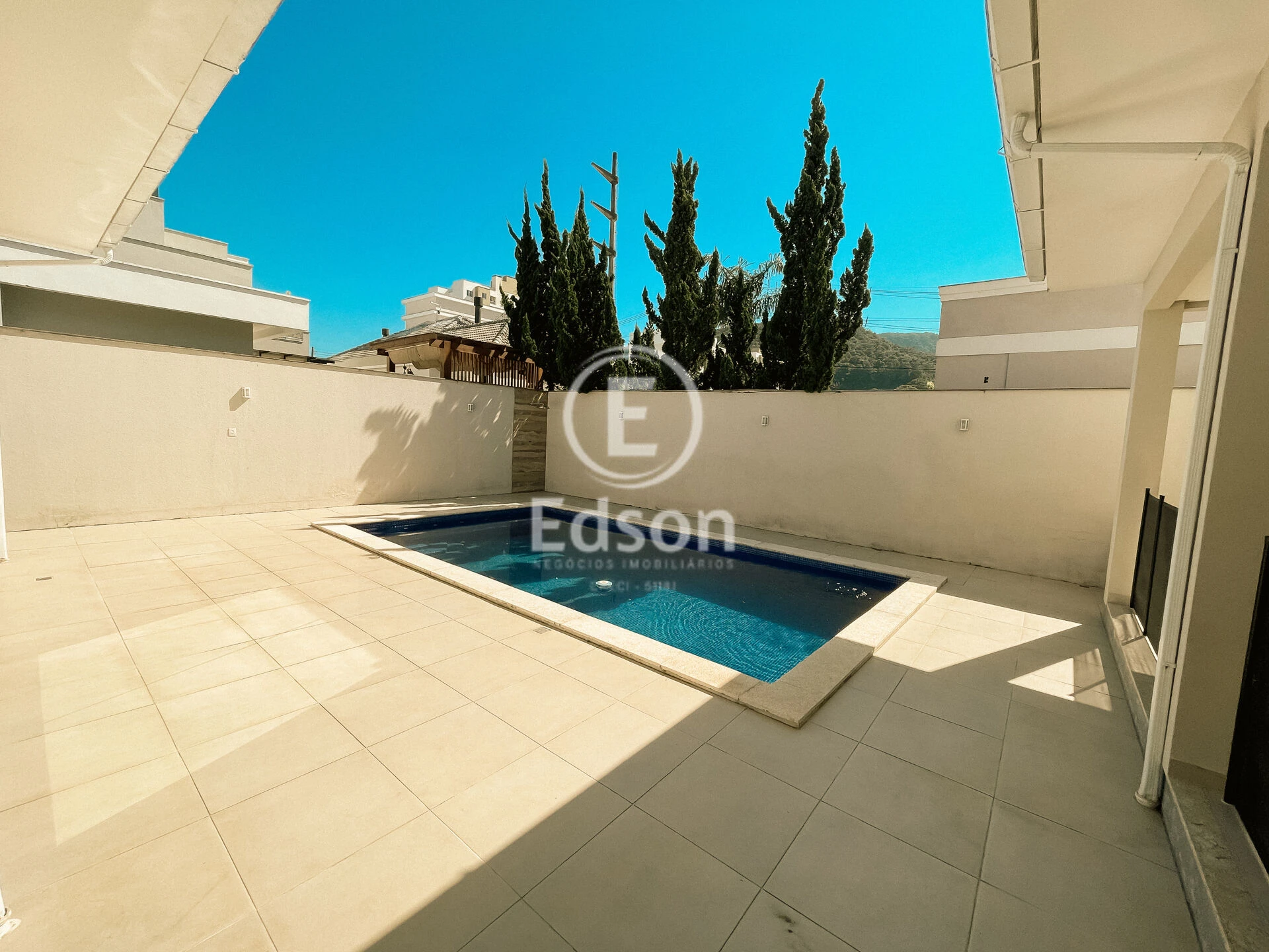 Casa em Pedra Branca, Palhoça. 4 quartos, 352m². Imagem 8 de 9